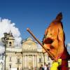 Extraña Mascara y la Catedral de Guatemala
