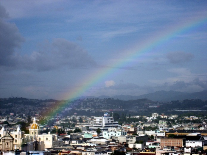El arco iris cerca de la Iglesia de la Merced El arco iris cerca de la Iglesia de la Merced