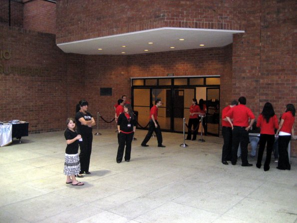 Voluntarios de la UFM 