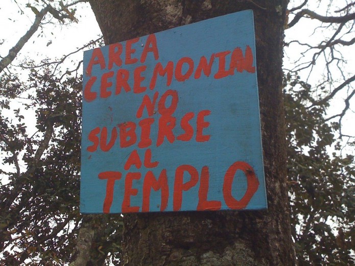 Rótulo: No subirse al Templo