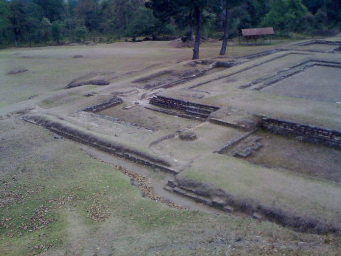 Patio de Iximché