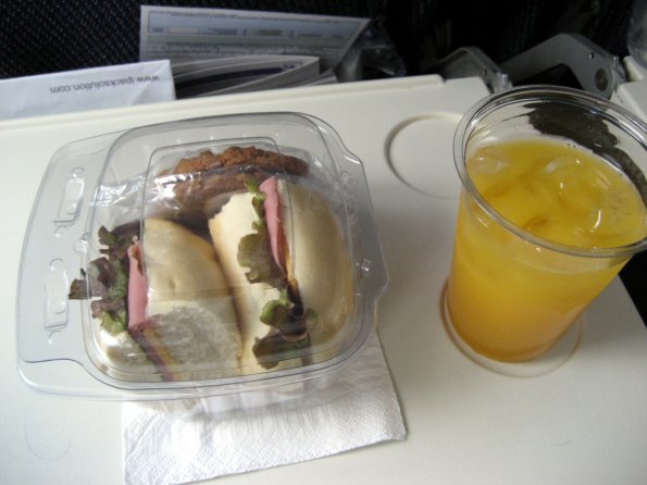 El almuerzo en el vuelo