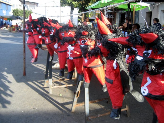 Piñatas de Diablo - 1 Piñatas de Diablo - 1